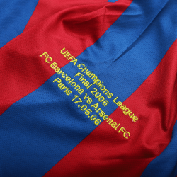 ETO\'O #9 Retro Barcelona UCL Final Home Jersey 2005/06